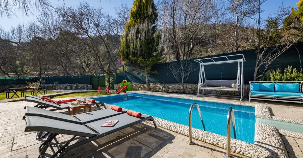 Guide d'achat chaises hautes bébé : erreurs à éviter